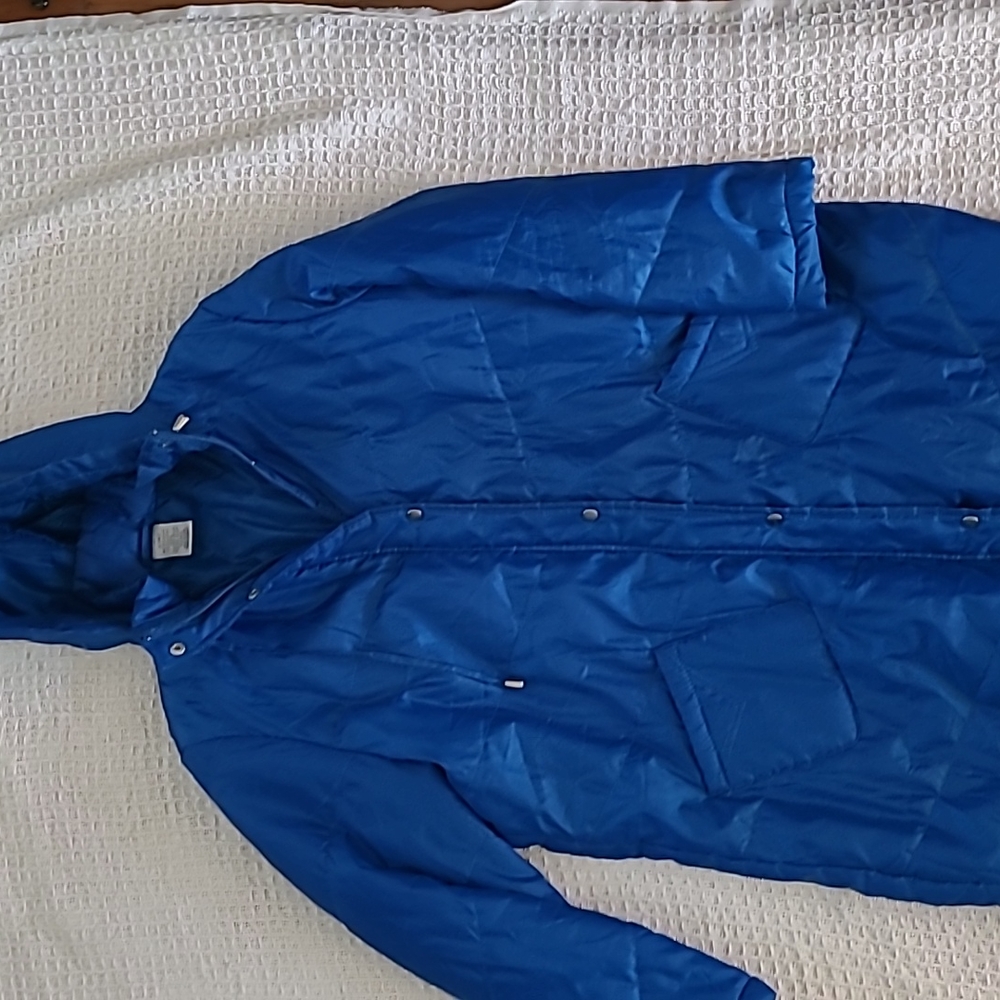 Made in China jacket, size large, metallic blue 3/4 length